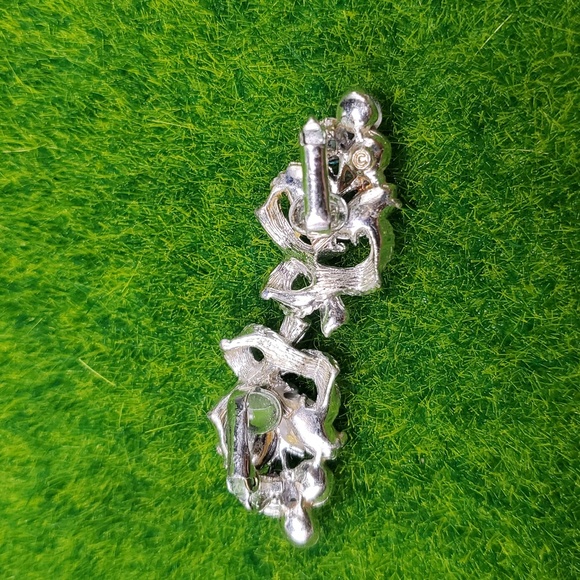 Aurora Borealis Stunning Glimmer Clip On Earrings E1005 - Picture 4 of 5